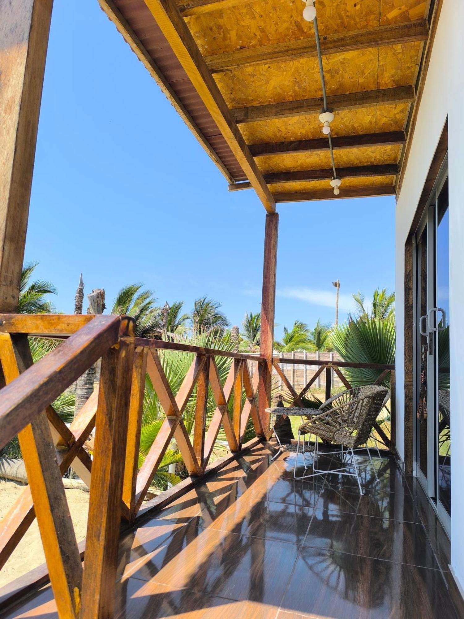 Hospedaje "Las Brisas De Zorritos" Exterior photo